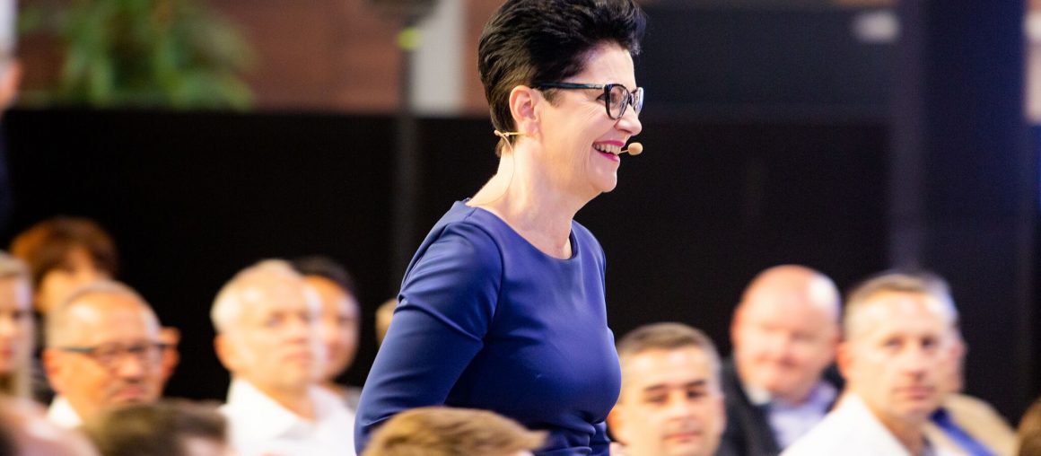 PRESENTATION TALK MIT ELISABETH MOTSCH// DAS OUTFIT VERKAUFT BEI PRÄSENTATIONEN MIT